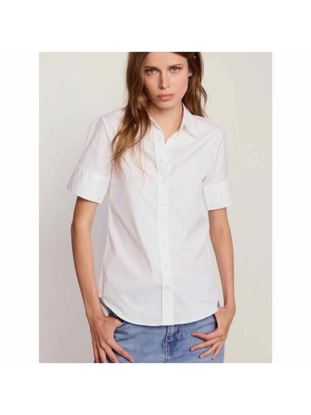 The Shirt Rochelle Behrens The Short Sleeve Shirt White
